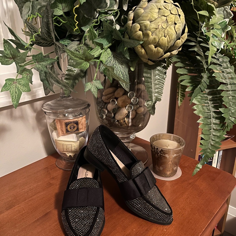 Aldo Black Flats for Everyday Wear